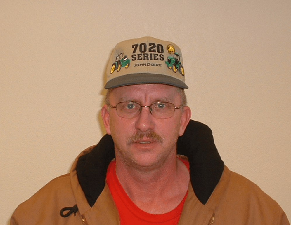 A portrait of Evert D. Van Maanen, member of the Board of Directors for Hull Coop in Hull, IA.